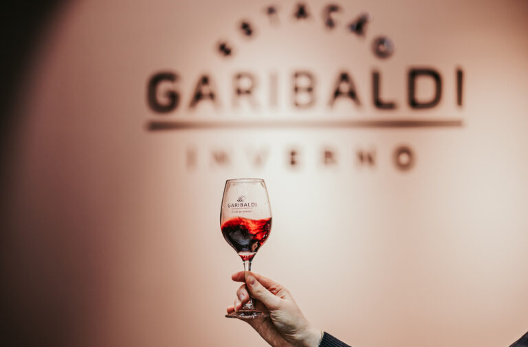Cooperativa Vinícola Garibaldi apresenta novidades ao mercado capixaba na Expovinhos 2026
